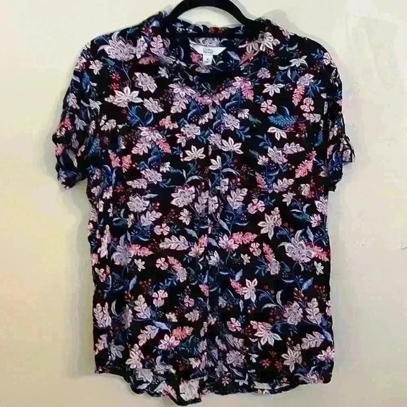 Croft & Barrow Black Floral Short Sleeve Button Blouse Size M - Picture 1 of 10